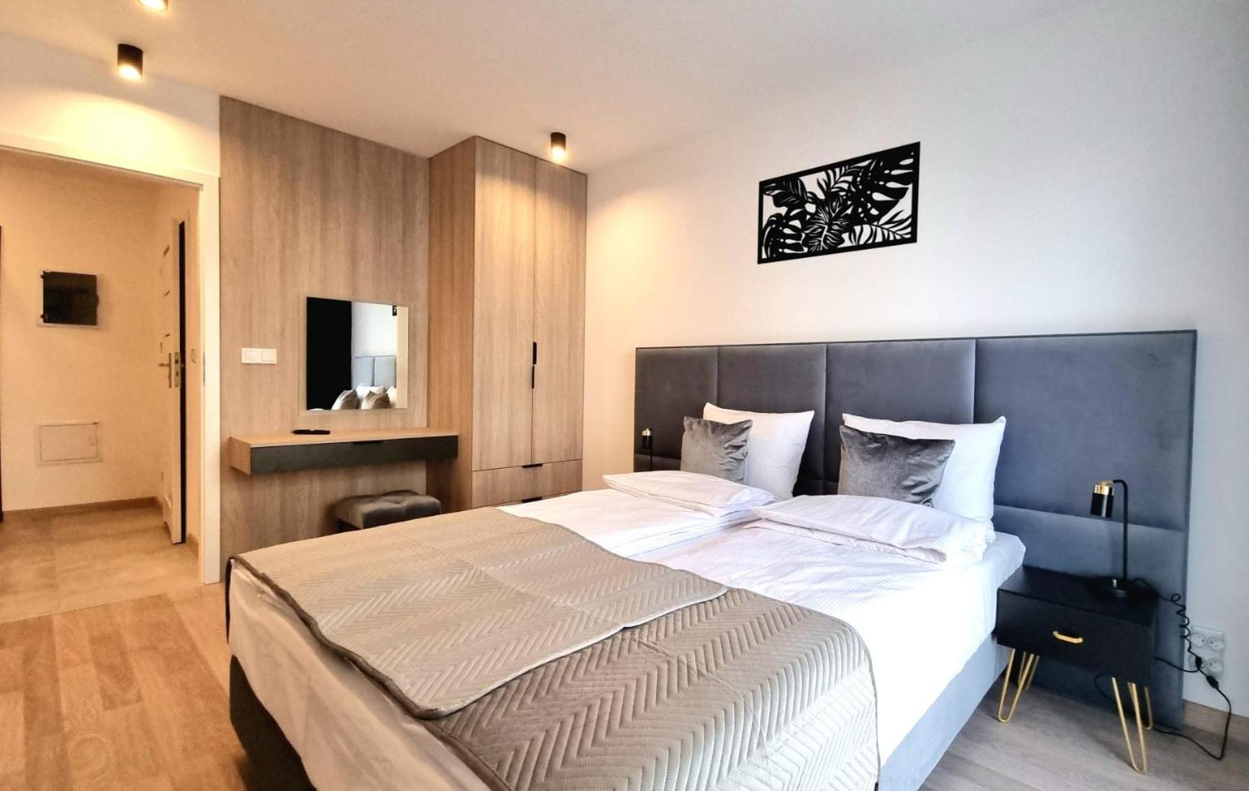 NOOK NOOK Apartments Bytkowska 103 Katowice Rum bild